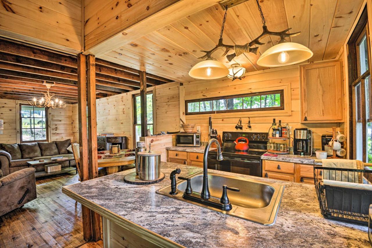 Adirondacks Cabin With Fire Pit On Otter Lake! Forestport Exteriér fotografie